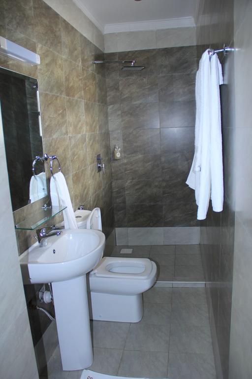 Lake Elementaita Brownie'S Guesthouse חדר תמונה