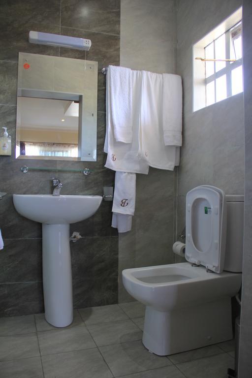 Lake Elementaita Brownie'S Guesthouse חדר תמונה