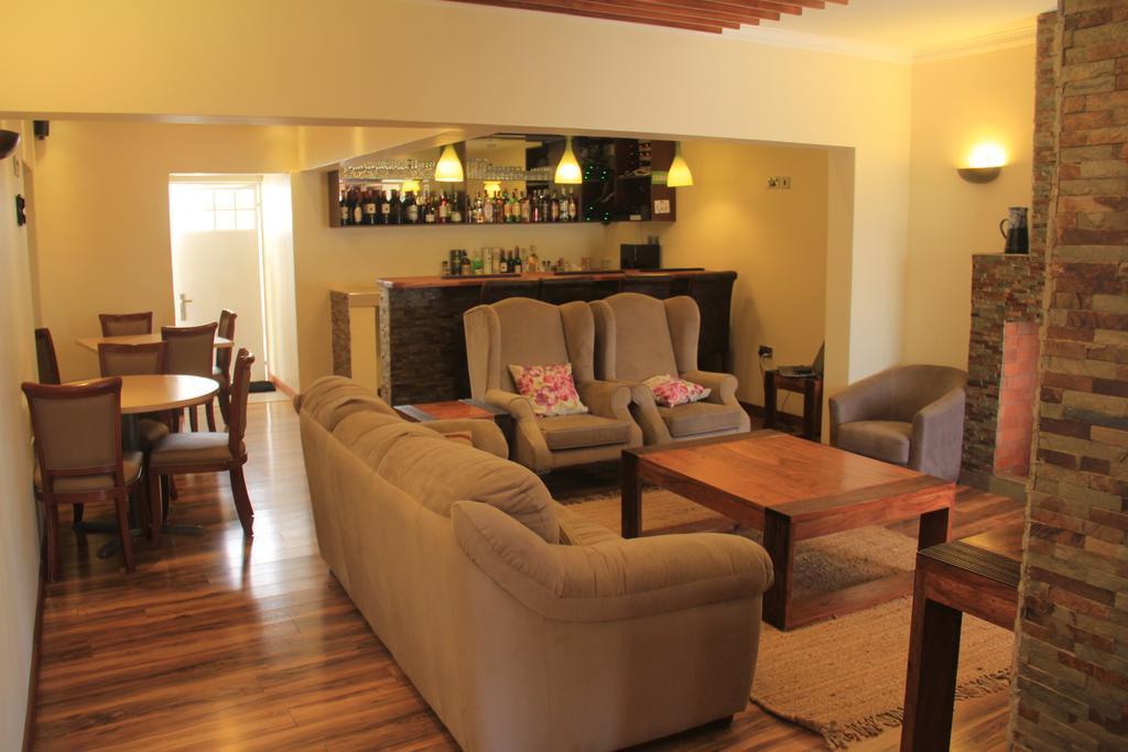 Lake Elementaita Brownie'S Guesthouse מראה חיצוני תמונה