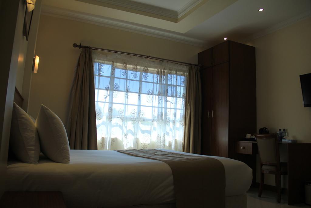 Lake Elementaita Brownie'S Guesthouse מראה חיצוני תמונה